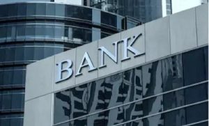 Ekonomi Menggeliat Kredit Bank Tembus Rekor