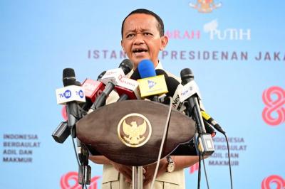 Prabowo Kebut Listrik Desa Proyek Surya 100 GW