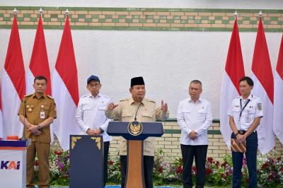 Prabowo Siap Bangun Jaringan Kereta Api Raksasa