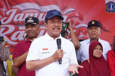 Warga Jakarta Heboh 4 Ton Ikan Gratis KKP