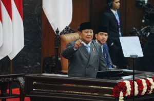 Prabowo Siap Libas Direksi BUMN 3 Dekade