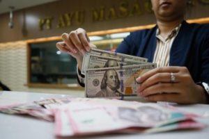 Dolar AS Tumbang Rupiah Melaju Kencang Hari Ini