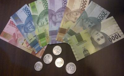 Rupiah Anjlok Anggaran Makan Gratis Terancam