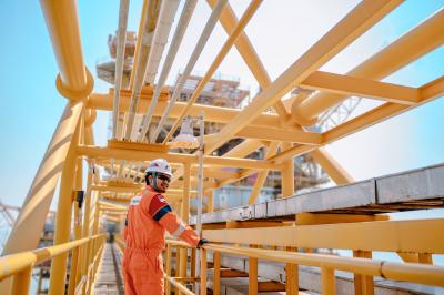 Saka Energi Bor Sumur Migas Potensi Raksasa