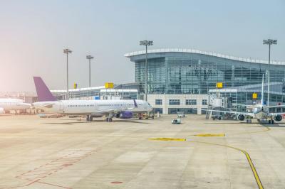 Bandara Utama Ditutup Total Hingga Tengah Malam Ini Ada Apa