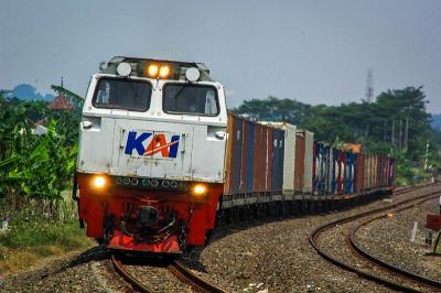 Terobosan Besar Kereta Angkut Sapi Hidup November