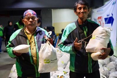 Ribuan Ojol Sumringah Pegadaian Beri Bantuan Spesial