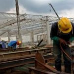 Misteri Target Ekonomi 8 Persen dan Nasib Buruh