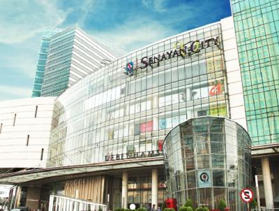 Terkuak Sosok di Balik Megahnya Senayan City