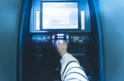 Setor Tunai di ATM Beda Bank Bisa Tidak