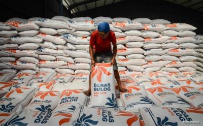 Modus Licik Beras SPHP Jadi Premium