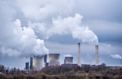 Strategi Cerdas Kurangi Emisi Gas Kilang