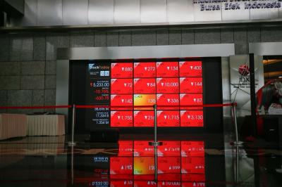 IHSG Terperosok ke Zona Merah Sesi I