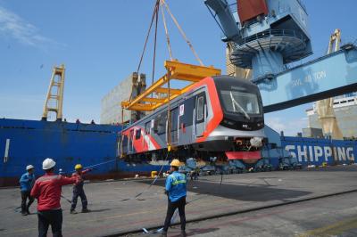 Krisis Armada KRL Menanti Keputusan Pemerintah