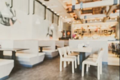 Misteri Pajak 10 Persen di Struk Makan Anda
